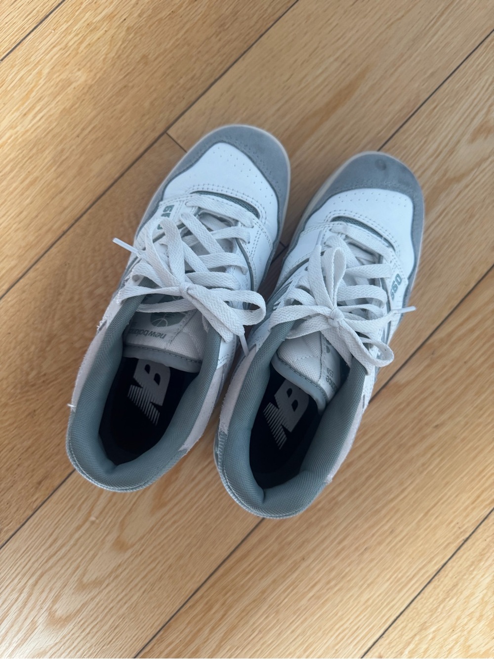 New Balance 550 Sneakers - Picture 2 of 5